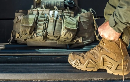 Як відрізнити оригінальне тактичне взуття Lowa від підробки?