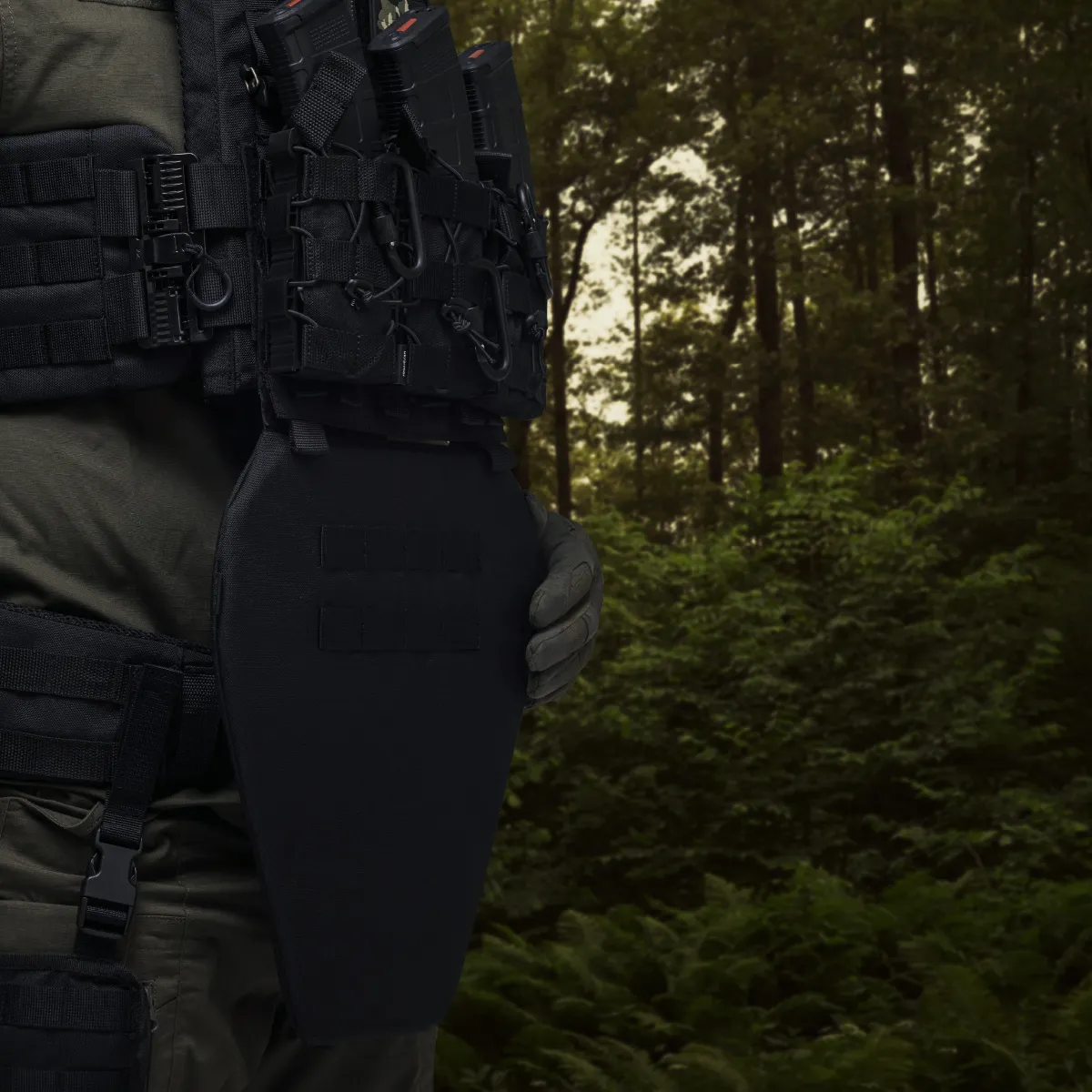 Протиуламковий фартух 1-го класу захисту (з балістичним пакетом). Розмір XL. Чорний 11