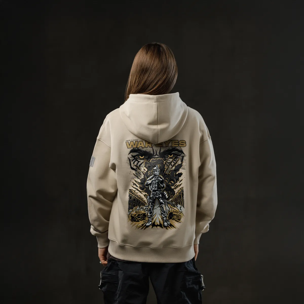 Зіп-худі «War Eyes» від libkos×ukrarmor. Бежевий 10