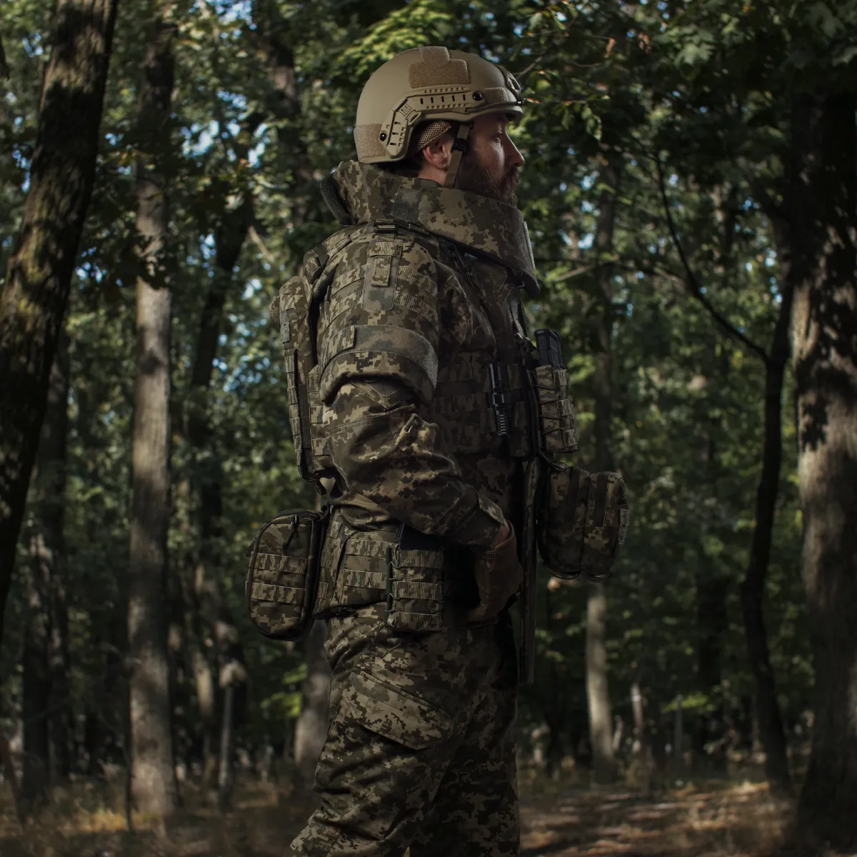 Сумка-напашник PRO 2-го класу захисту. Розмір L (16х22 см). Матеріал Cordura 1000. Піксель (мм-14) 8