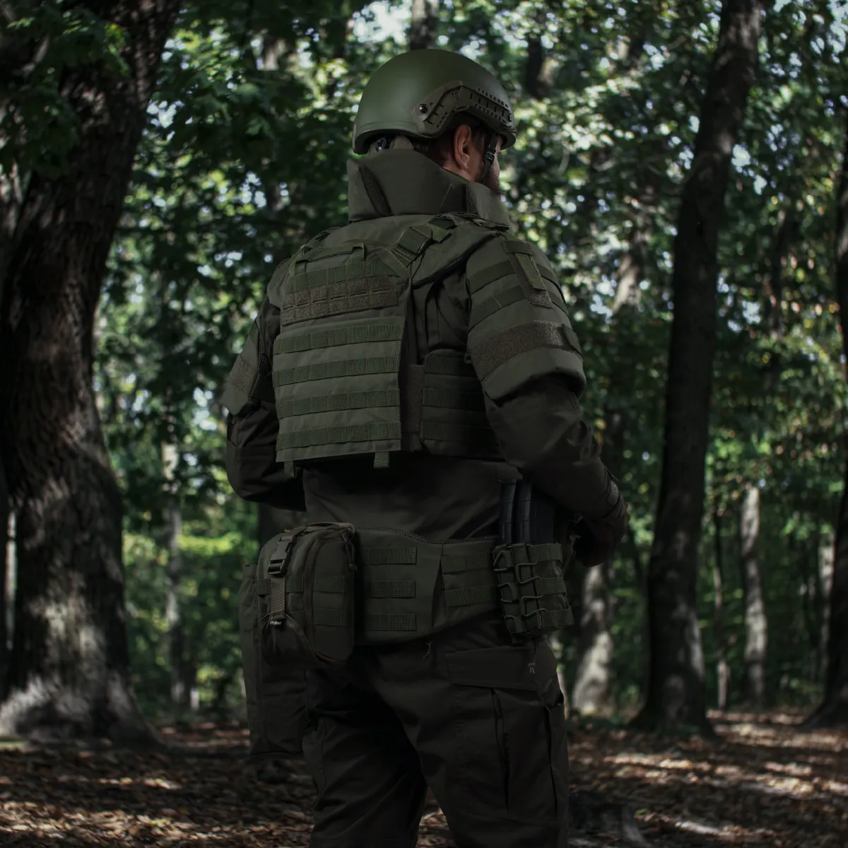 Бронежилет 6 класу (PRO). Вага 6.2 кг. Керамічні плити C.A.P. 2.8 кг. Олива 5