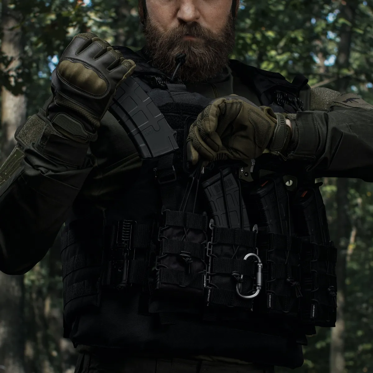 Підсумок одинарний пластиковий для магазину АК/AR. Чорний 3