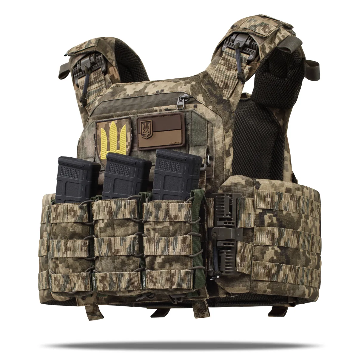 Бронежилет 6-го класу (PRO). Вага 6.3 кг. Керамічні плити 2.9 кг. Піксель (мм-14) 3