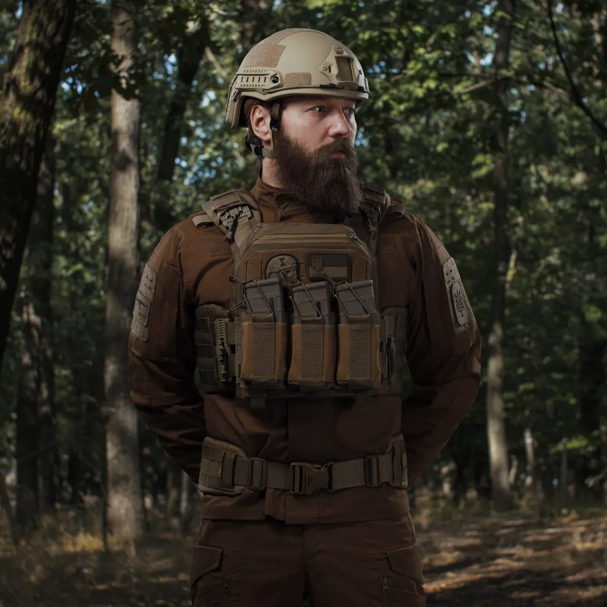 Одинарний еластичний підсумок під магазини АК/АR відкритого типу. Кріплення MOLLE. Койот 3