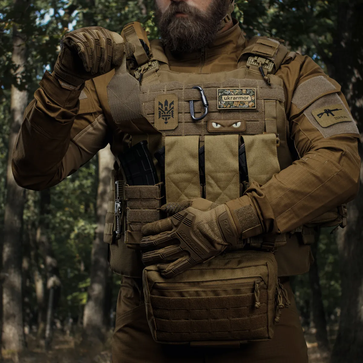 Одинарний закритий підсумок з клапаном під магазин АК/АR. Койот. 6