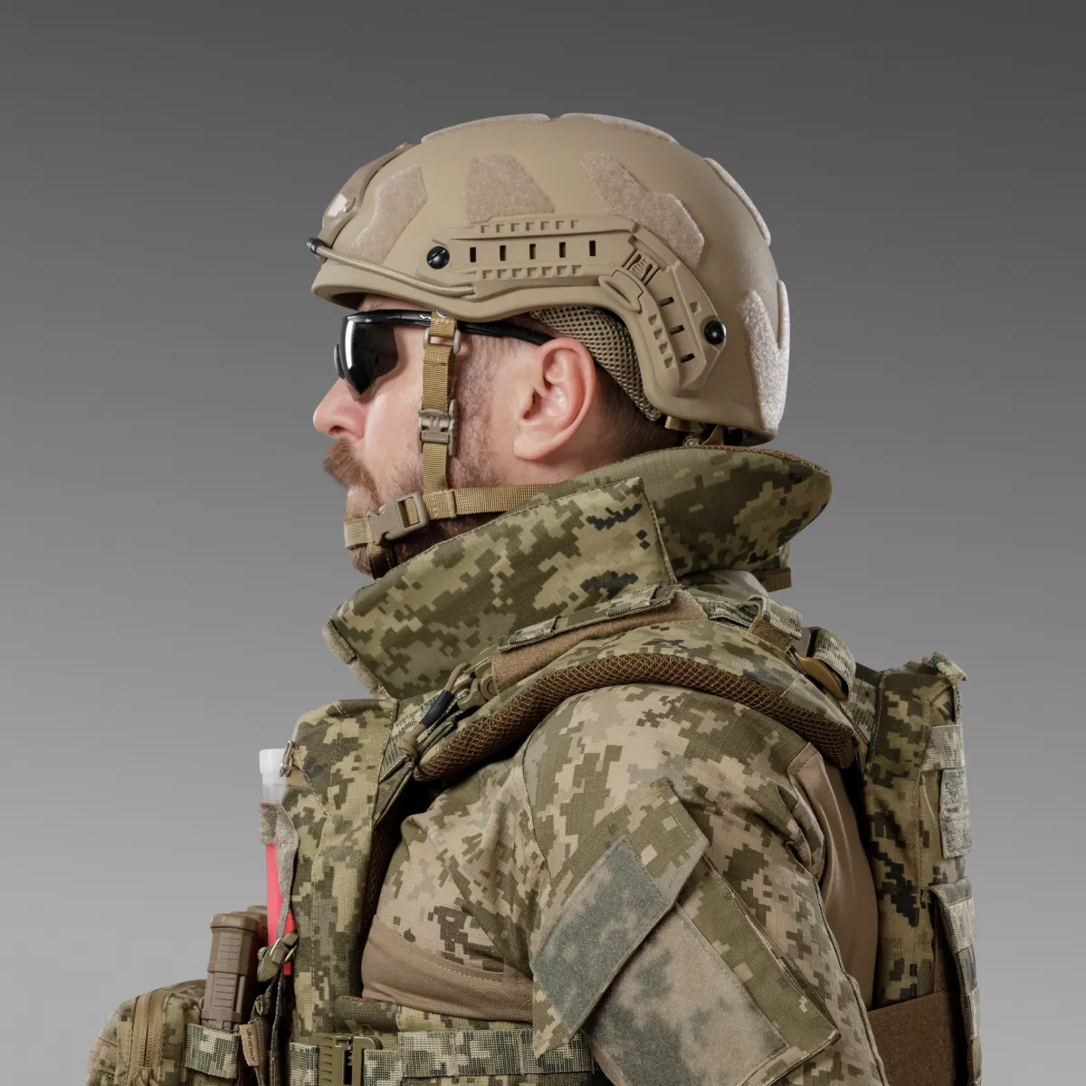 Балістичний захист шиї Gen 3 (та верхньої частини спини) 2-го класу. Піксель (мм-14) 9