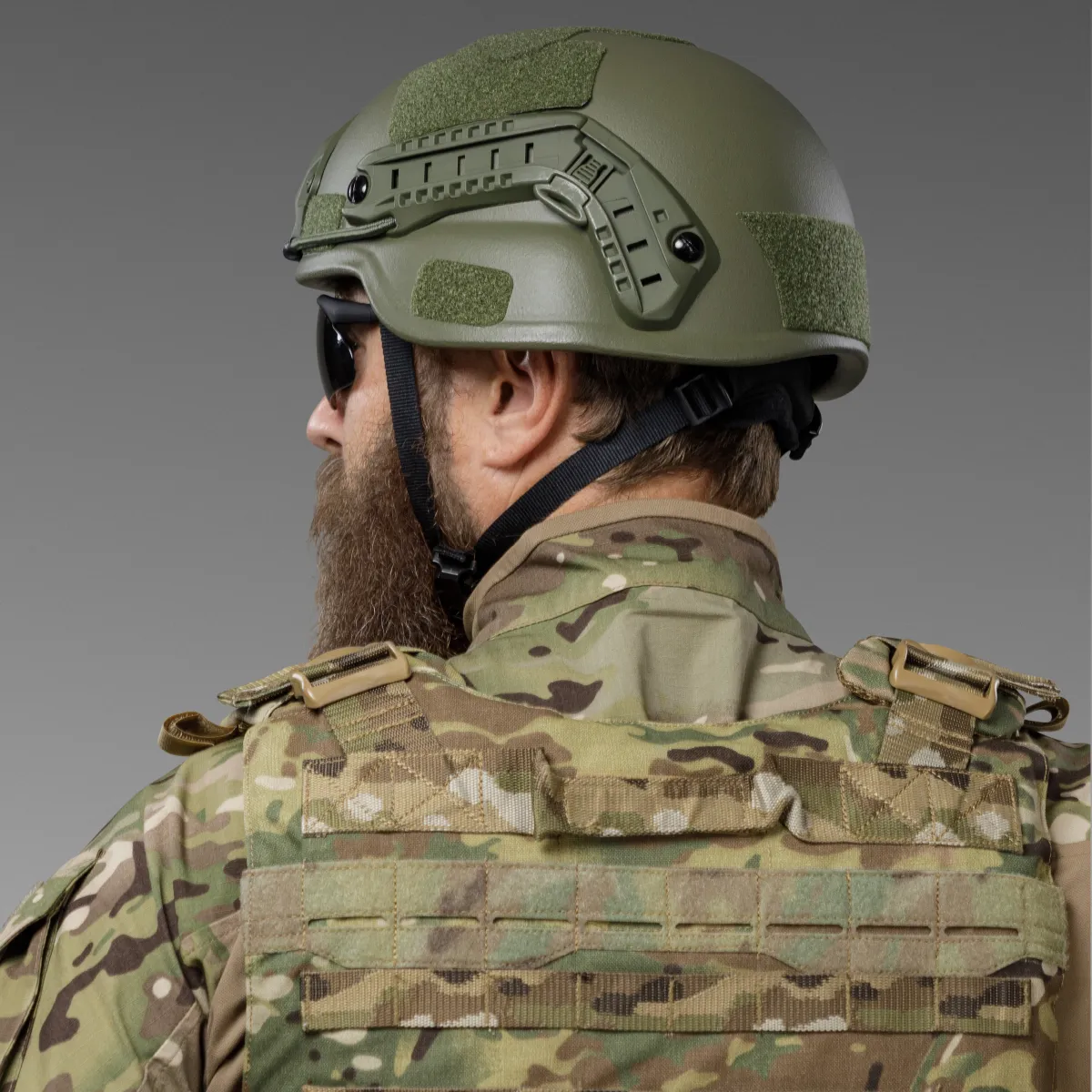 Шолом Mich 2000 з НВМПЕ Ops Core олива. Рівень захисту NIJ IIIA 8