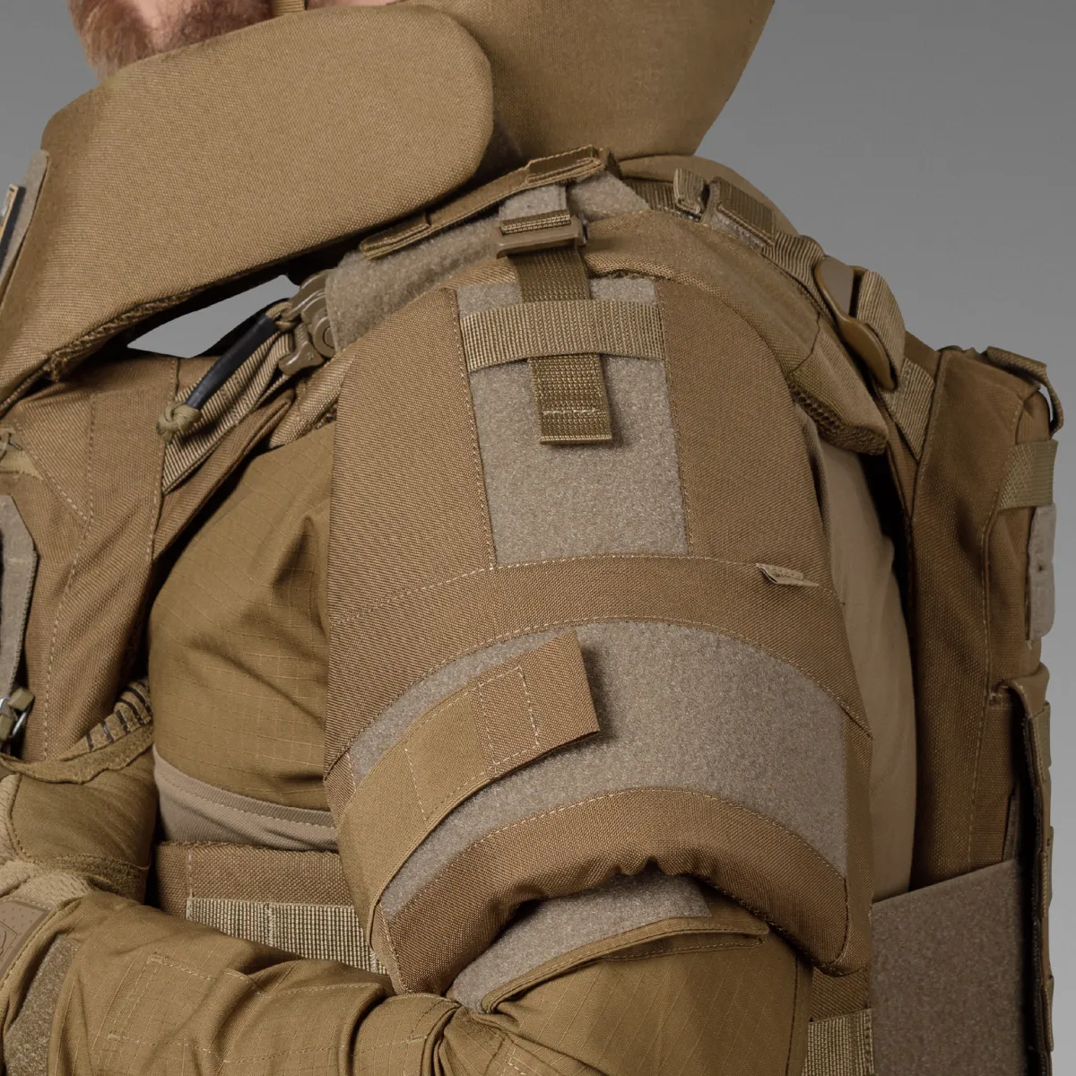Плечовий захист з балістичними пакетами 1-го класу. STANAG 2920. Койот 4