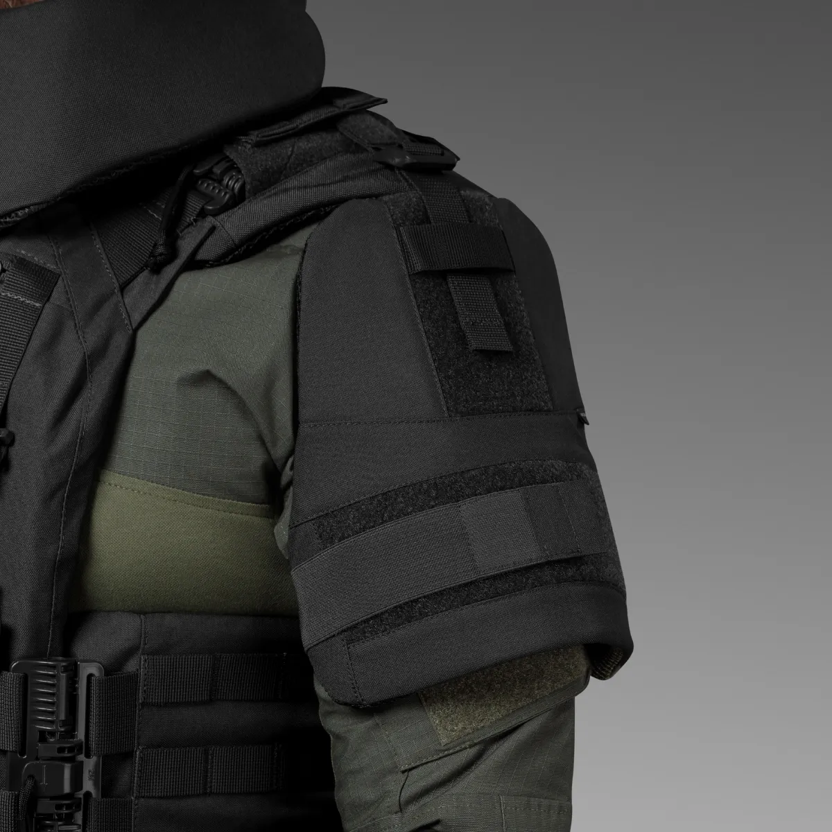 Плечовий захист з балістичними пакетами 2-го класу. STANAG 2920. Чорний 4