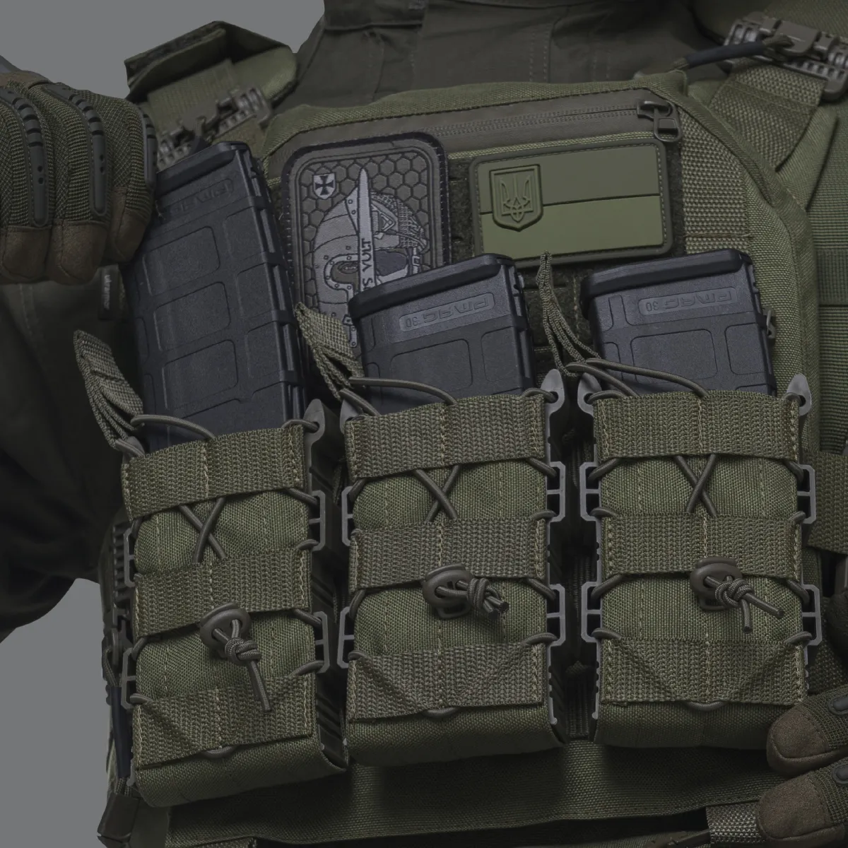 Шеврон прапор України з гербом. М'який ПВХ пластик. Олива 4