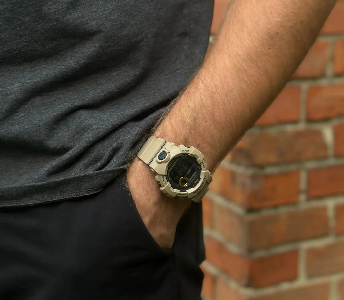 Тактичний годинник Casio G-SHOCK G-Squad GBD-800UC. Водостійкий корпус. Койот 6