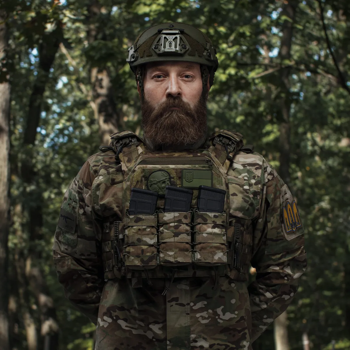 Бронежилет 6-го класу (PRO). Вага 5.3 кг. Керамічні плити 2.4 кг. Мультикам 11