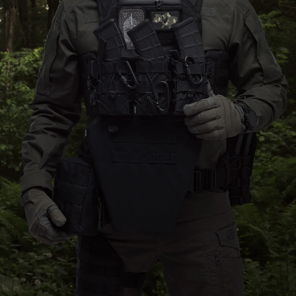 Протиуламковий фартух 1-го класу захисту (з балістичним пакетом). Розмір L. Чорний 9