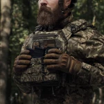 Бронежилет 6-го класу (PRO). Вага 5.3 кг. Керамічні плити 2.4 кг. Піксель (мм-14) 13